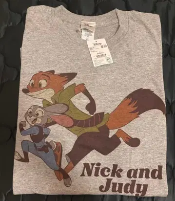 닉과 주디 T셔츠 그레이