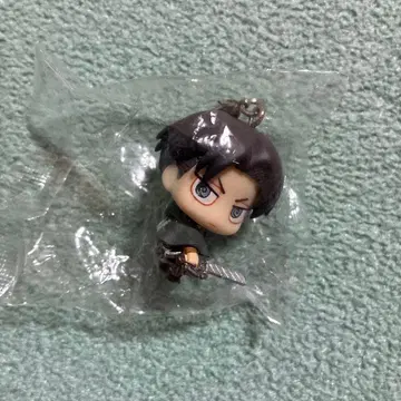 진격의 거인 리바이 카라코레 피규어 카니칸