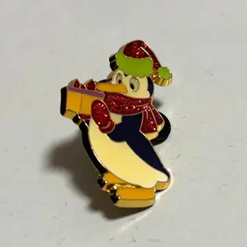 디즈니 핀 배지 삼총사 추위 타는 펭귄 파블로 크리스마스 핀즈