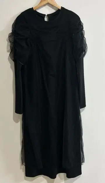 윌프리 레이어드 튤 플로팅 자카드 개더 원피스