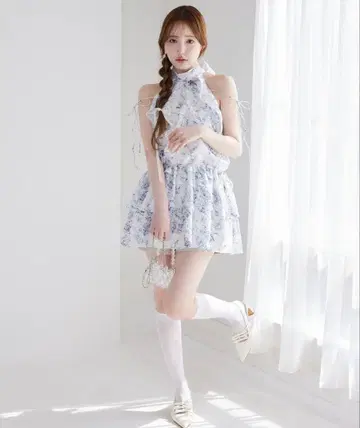 아메스리 백리본 미니 원피스