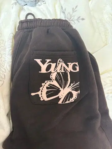 [ Younger Song ] 스웨트 팬츠