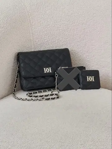 Darich DD 로고 퀼팅 트래블 세트 BLK