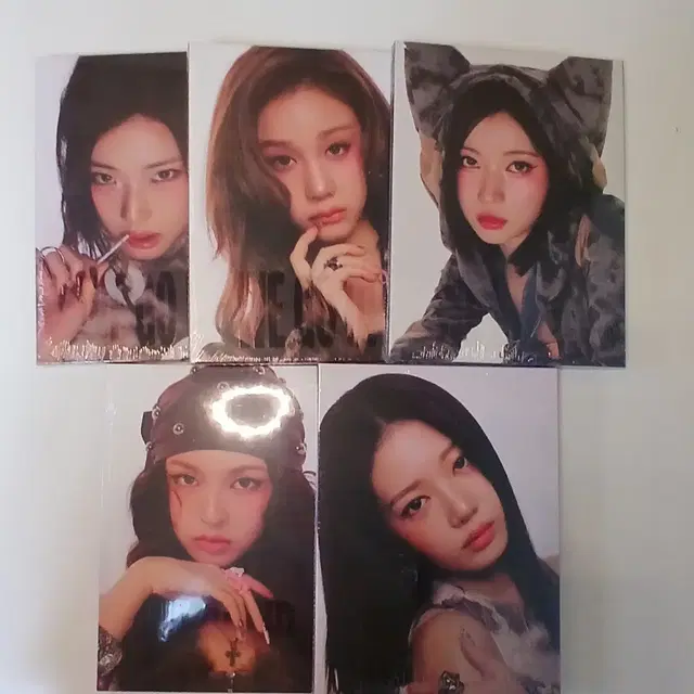 베몬 위고업 앨범 루카 파리타 아사 로라 치키타