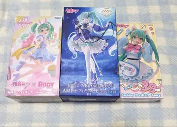 [ 미개봉 새상품 ] 하츠네 미쿠 피규어 3개 세트