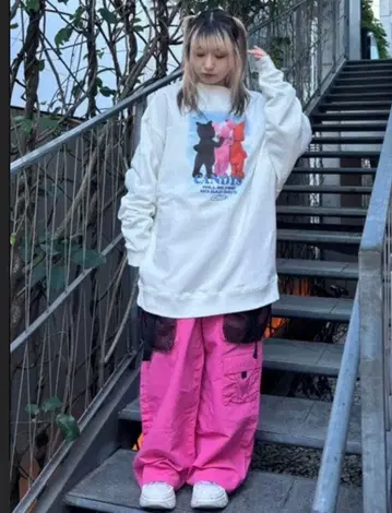 캔디 스트리퍼 맨투맨