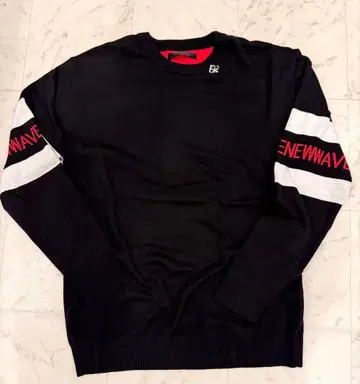 스터드마핀 빨검 스웨터 사이즈 4