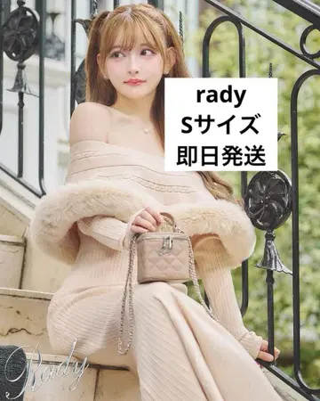 rady 퍼 오프숄더 니트 원피스