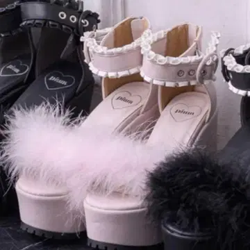 [ 미사용 새상품 ] pium 피움 퍼 샌들 L 사이즈 핑크