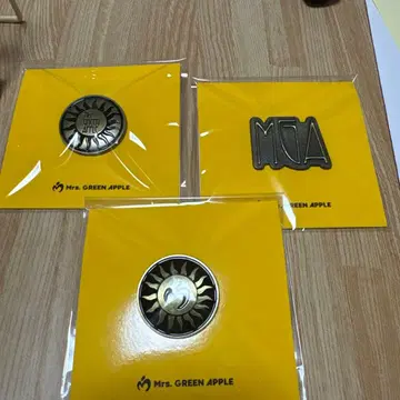 미세스 BABELnoTOH 핀 배지 3개 세트