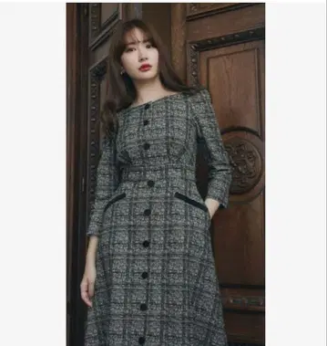 herlipto Classic Tweed Midi Dress