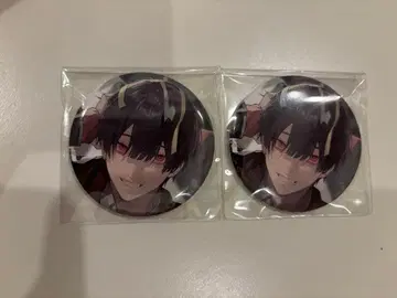 쿠츠하 캔뱃지 2개