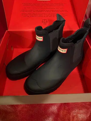 HUNTER 블랙 숏 레인부츠 UK8