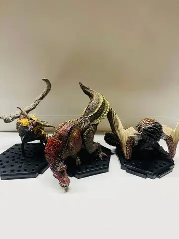 몬스터 헌터 캡콤 피규어 이블조 라잔 배젤기우스