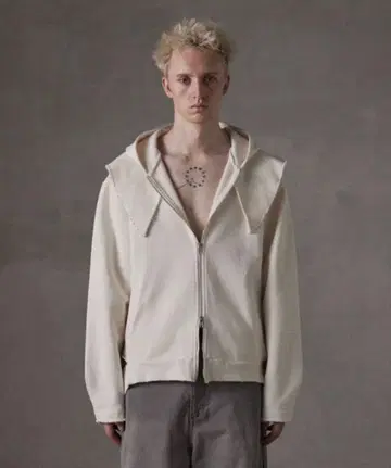 [GRANCY] 완판템 S 사이즈 헤비 웨이트 풀 지퍼 후디 (화이트)