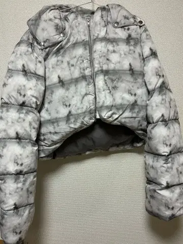 [ GRANCY ] 프린트 숏 다운 M 사이즈