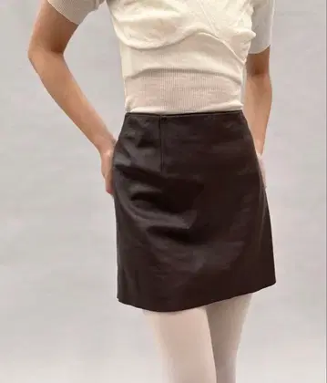 25AW 49만 5천원 에디트포르루 램 가죽 스커트 브라운