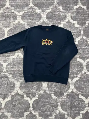 HUF 네이비 맨투맨 L 사이즈