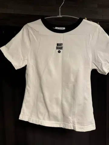 릴리 브라운 x MaryQUANT 티셔츠