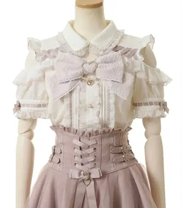 빅 리본 오픈 숄더 블라우스 LIZLISA