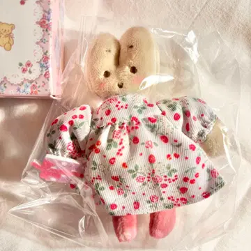 산리오 마론크림 시크릿 마스코트 브로치 미니 꽃무늬 선물