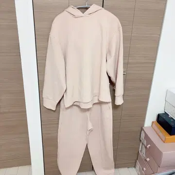 유니클로 핑크 드라이 맨투맨 후드티 바지 미사용 새상품