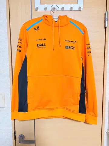 McLaren F1 2023 후드티