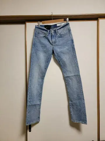 아르마니 익스체인지 청바지