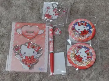 산리오 두근전사 헬로키티