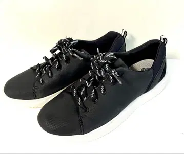 컨디션 최상 스니커즈 블랙 클라우드 스테퍼즈 UK4.5D