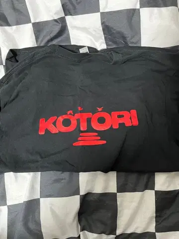 KOTORI 한정판 롱T