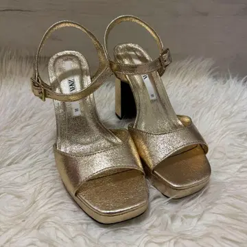 ZARA 샌들 청키힐