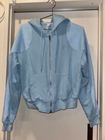 미사용 새상품 Kijun Flow 집업 후디 스카이 블루