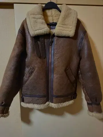 [ USA 미국제 ] AVIREX 무스탕 자켓 B-3 정가 23.7만