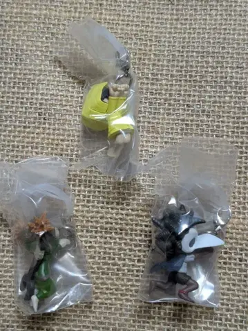 리틀 나이트메어 메지루시 액세서리 가챠 3점 세트 2