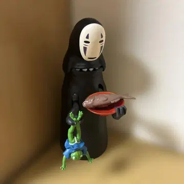 [정품] 센과 치히로의 행방불명 더! 우물우물 저금통 가오나시