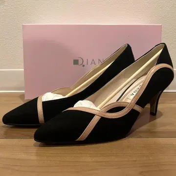 [ 미사용 새상품 ] 다이애나 스틸레토 힐 펌프스 스웨이드 23.0