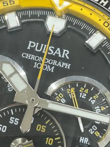 Pulsar 크로노그래프 100M