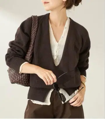 플라주 네플라 별주 V 니트 브라운 미사용 새상품