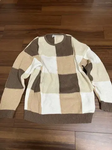 ZARA 자라 브라운 스퀘어 디자인 니트 빅 실루엣