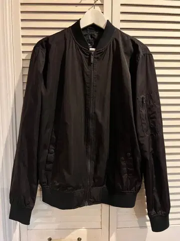 Bershka 블랙 MA-1 플라이트 자켓