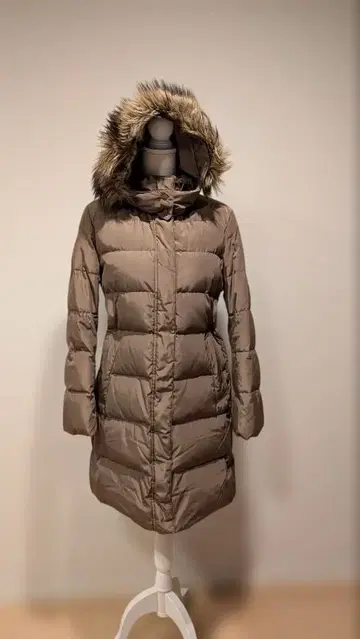 유니클로 롱 다운 코트 페더 후드 부착 탈부착 가능 브라운 L