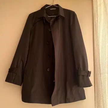 블랙 트렌치코트