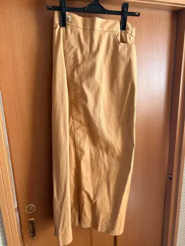 미사용 베이지 플리츠 롱 스커트 vin