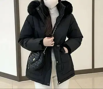 블랙 다운 자켓