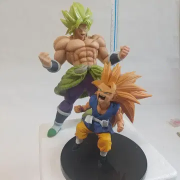 드래곤볼 브로리 오지터 피규어 2점