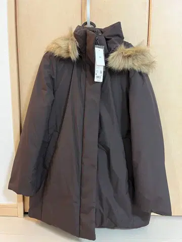 [ 미사용 택 포함 ] UNIQLO 유니클로 하이브리드 다운 코트