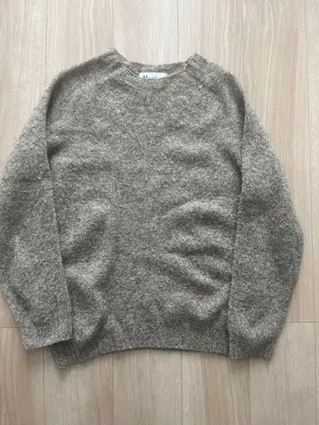 할리 오브 스코틀랜드 스웨터 사이즈 44