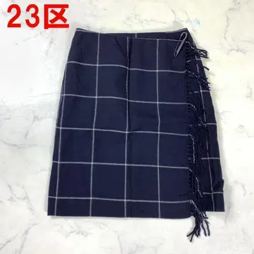 A1983 23구 무릎 기장 스커트 랩 스커트풍 울 체크 네이비 32