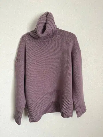 GALERIE VIE 파인 울 터틀넥 풀오버